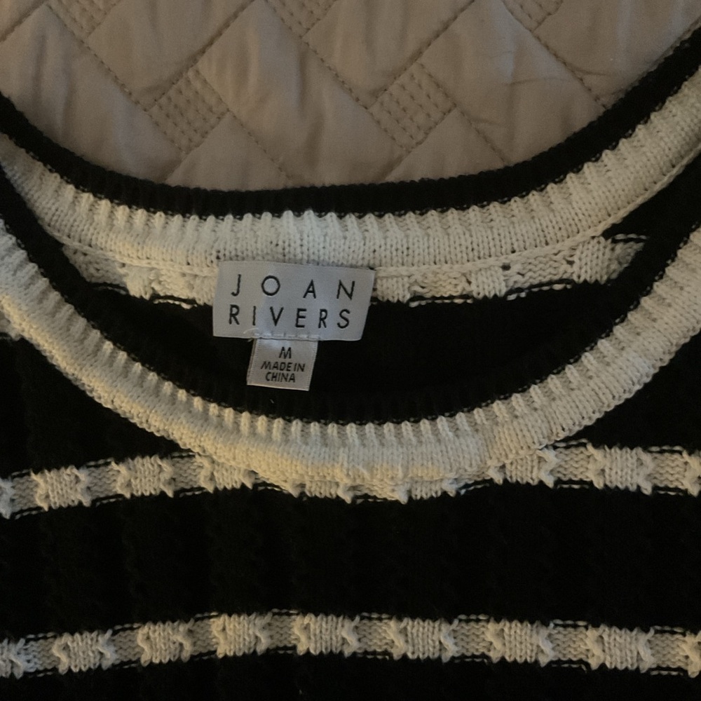 Joan Rivers Textured Stripe Sweater Tank Top Black White Size M Classic Chic - Picture 3 of 7